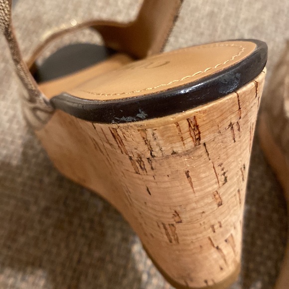 Coach 7.5 Khaki Signature Cork Wedge Sandals - Picture 12 of 12
